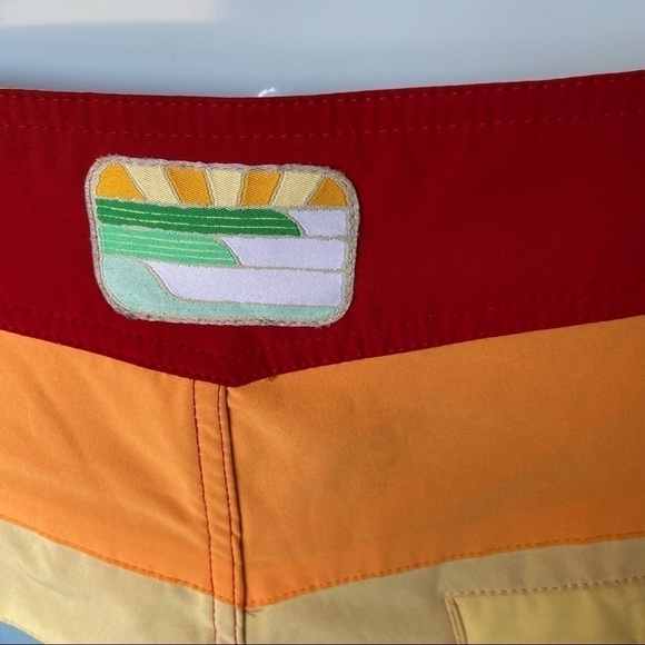𝅺GREENLINES board shorts for summer fun. Swank brand your guys will appreciate. - Picture 3 of 7